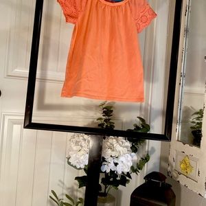 Corral Blouse with embroidery on the sleeves